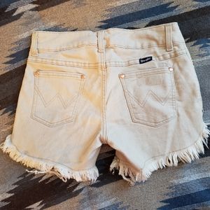 Wrangler distressed  shorts!